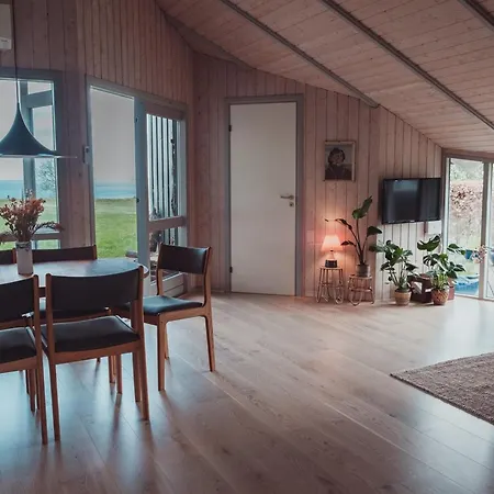 Neno - 100m From The Sea By Interhome Feriehus